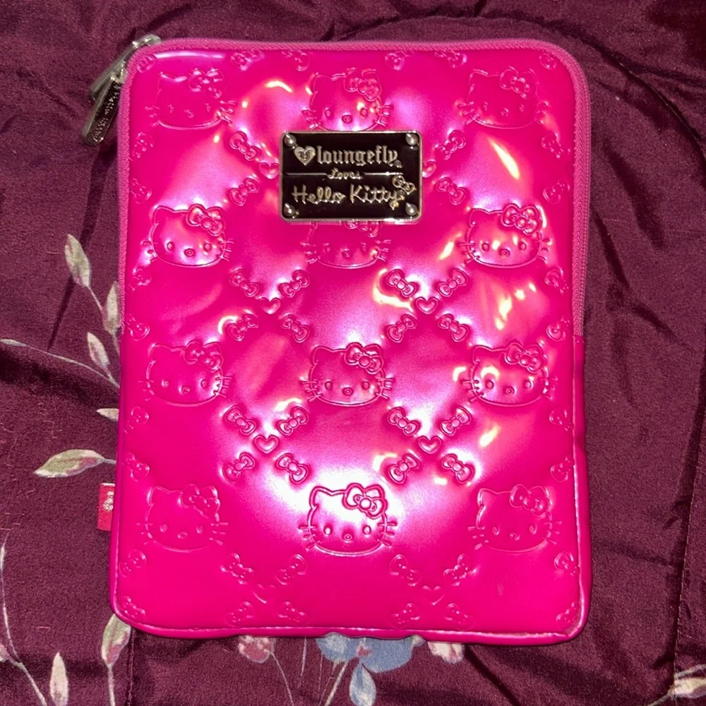 Hello Kitty x Loungefly Tablet Carrying Case